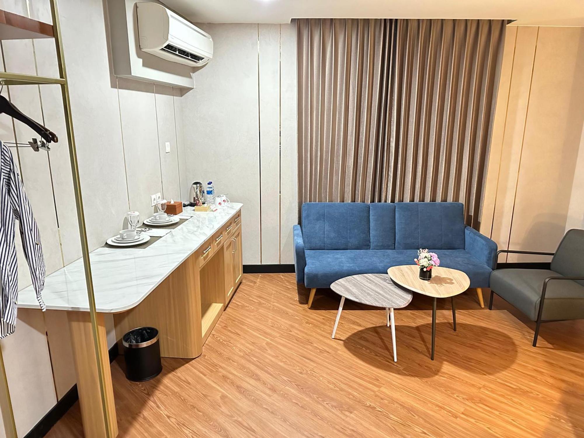 D'Primahotel Jemursari Σουραμπάγια Εξωτερικό φωτογραφία