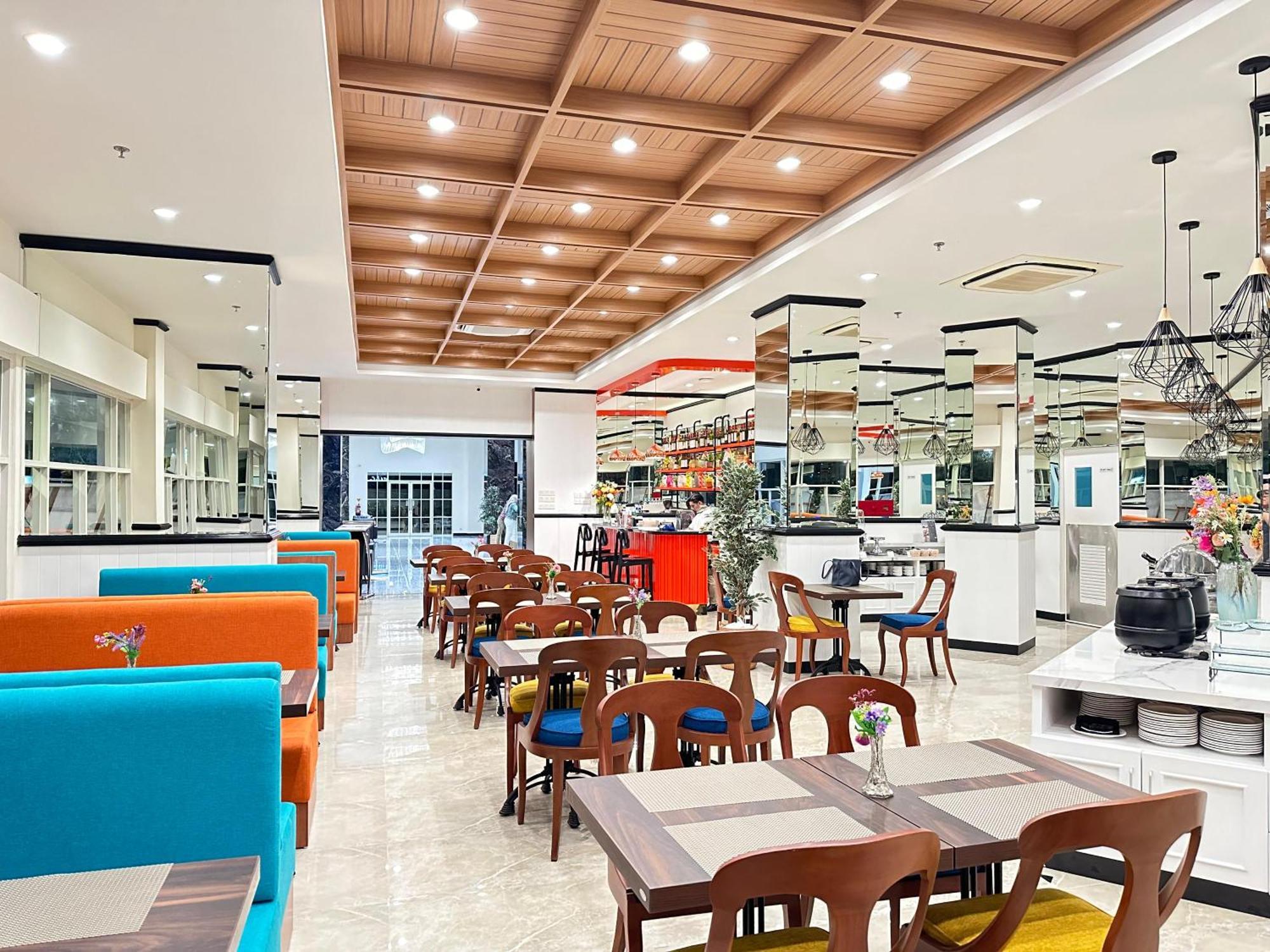 D'Primahotel Jemursari Σουραμπάγια Εξωτερικό φωτογραφία