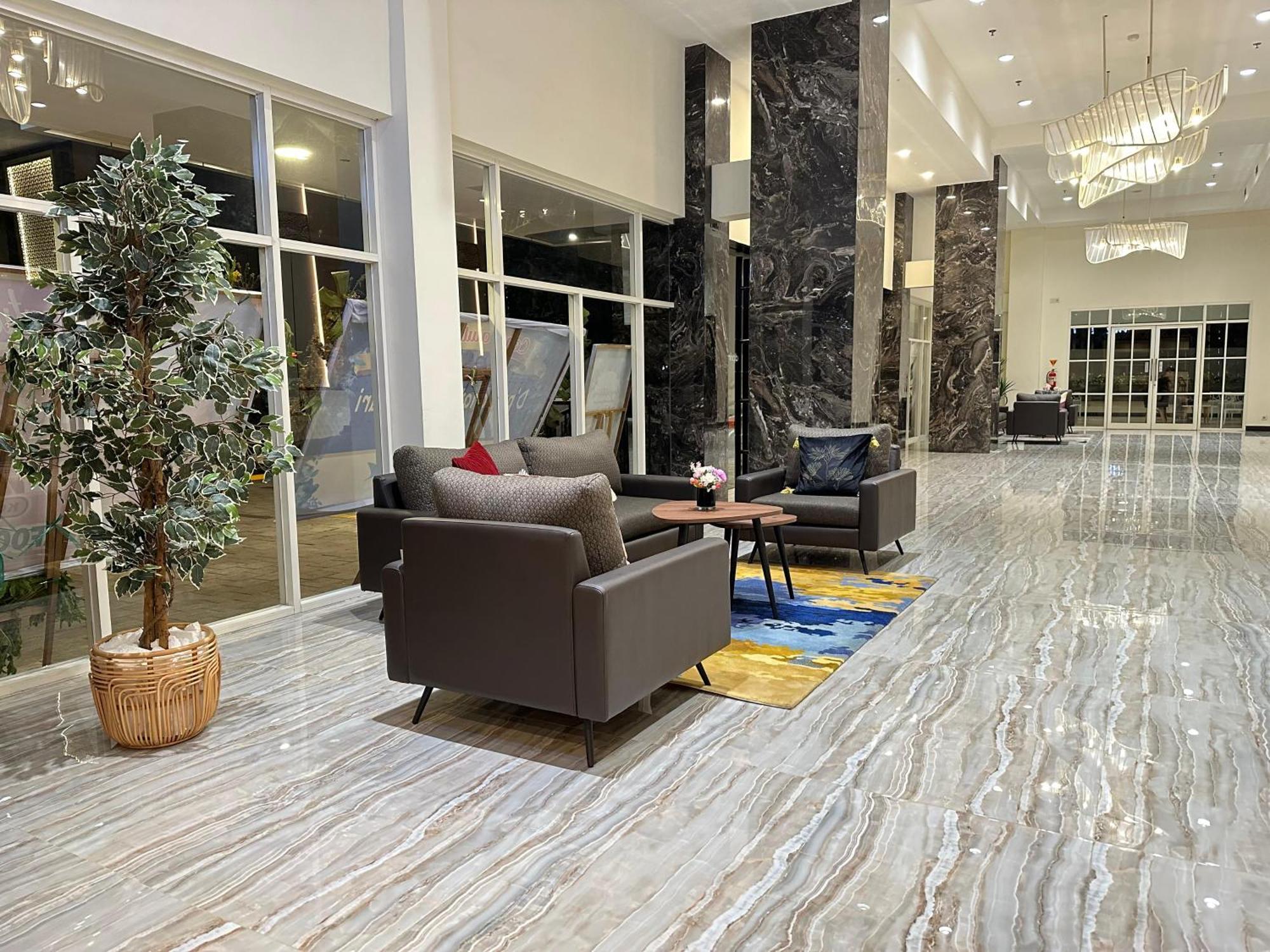 D'Primahotel Jemursari Σουραμπάγια Εξωτερικό φωτογραφία